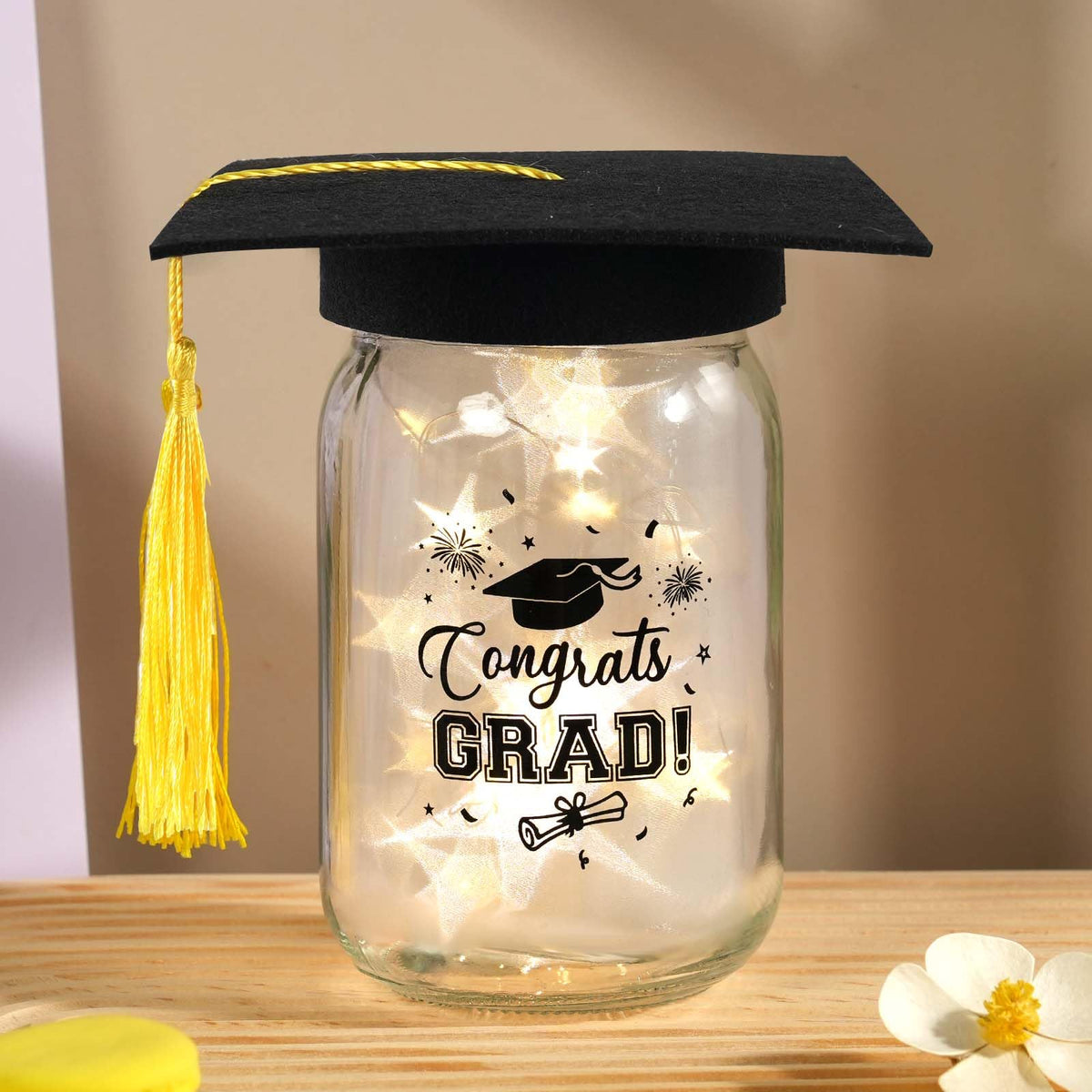 CUPLOOV DIY graduation kit simplifies setup with easy assembly