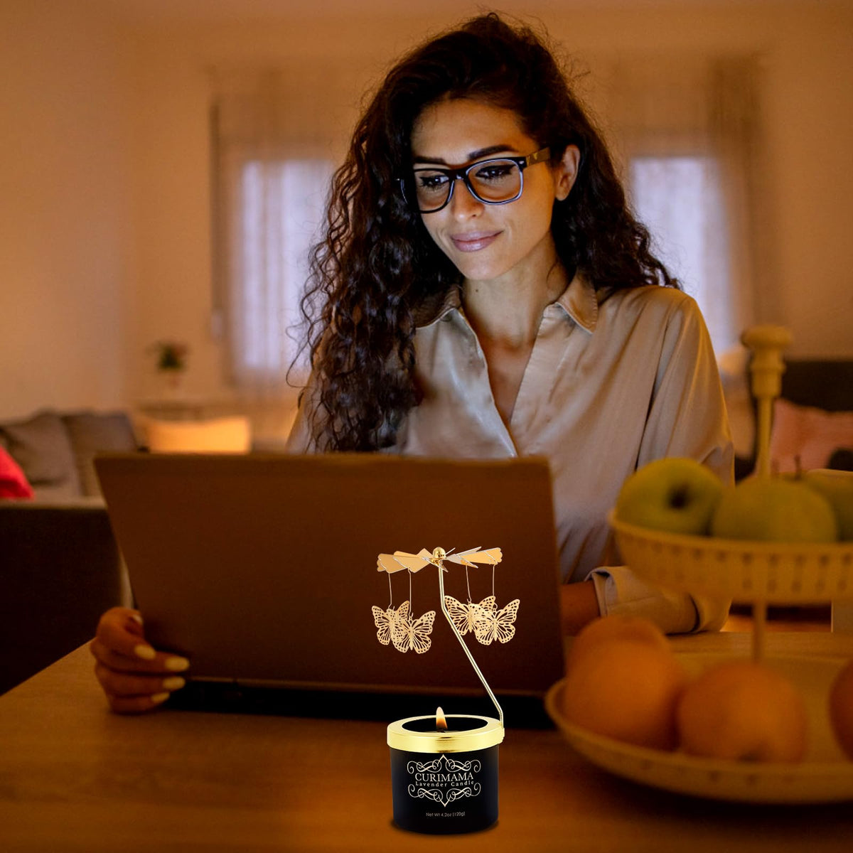 Curimama natural soy wax candle offers a clean burn with long-lasting aroma.