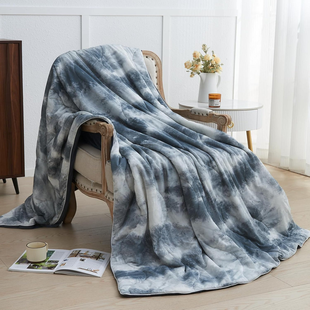 Cushious cooling comforter color options shown for bedroom styling.