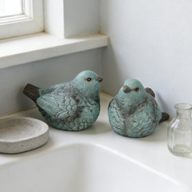 Cynkeyee small bird figurines ideal for Easter tables.