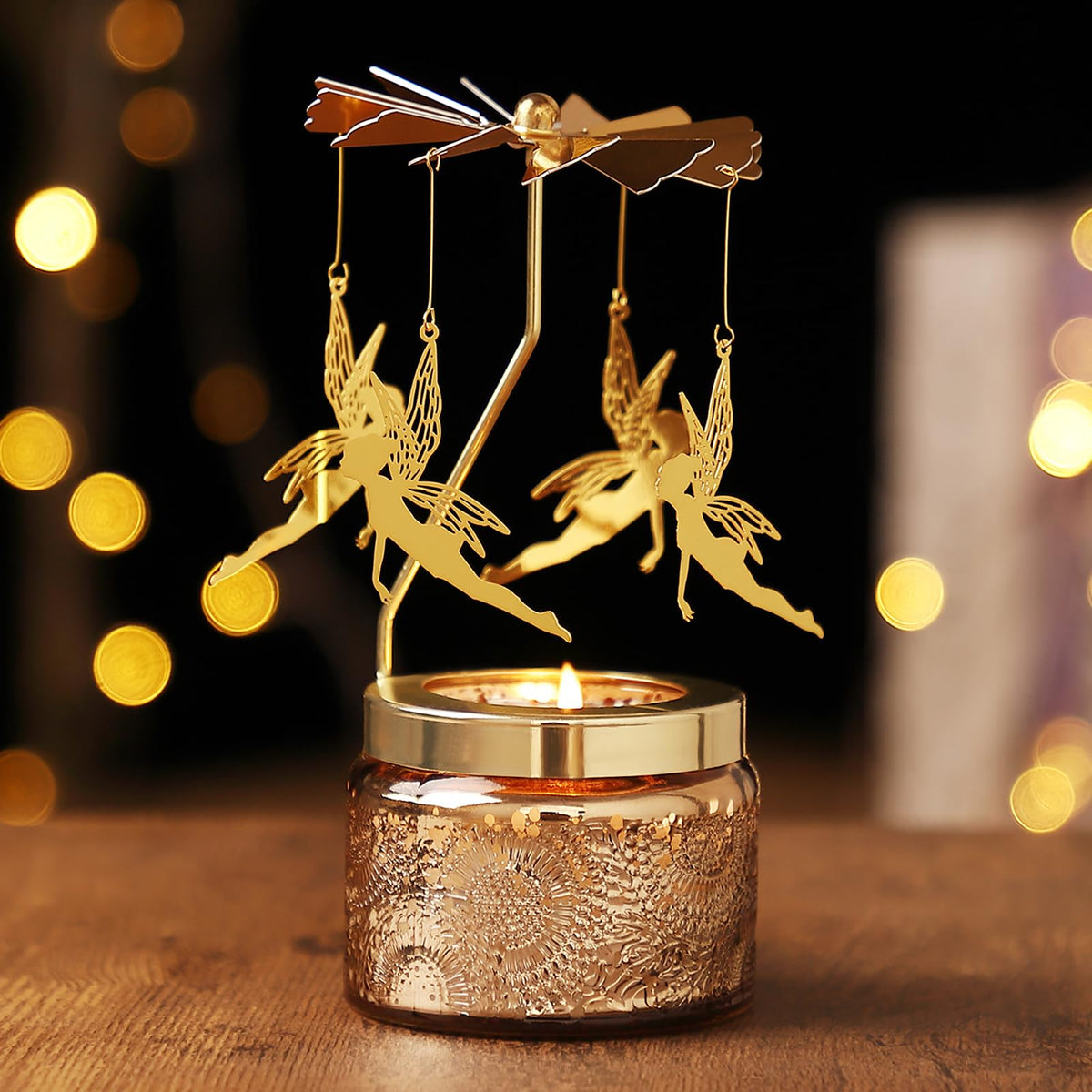DAISRED premium essential oils in candle deliver a balanced scent.