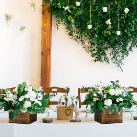 Dandat home and garden display elevates any space