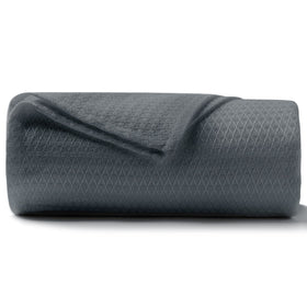 DANGTOP versatile cooling blanket for bed, sofa, car, or travel.