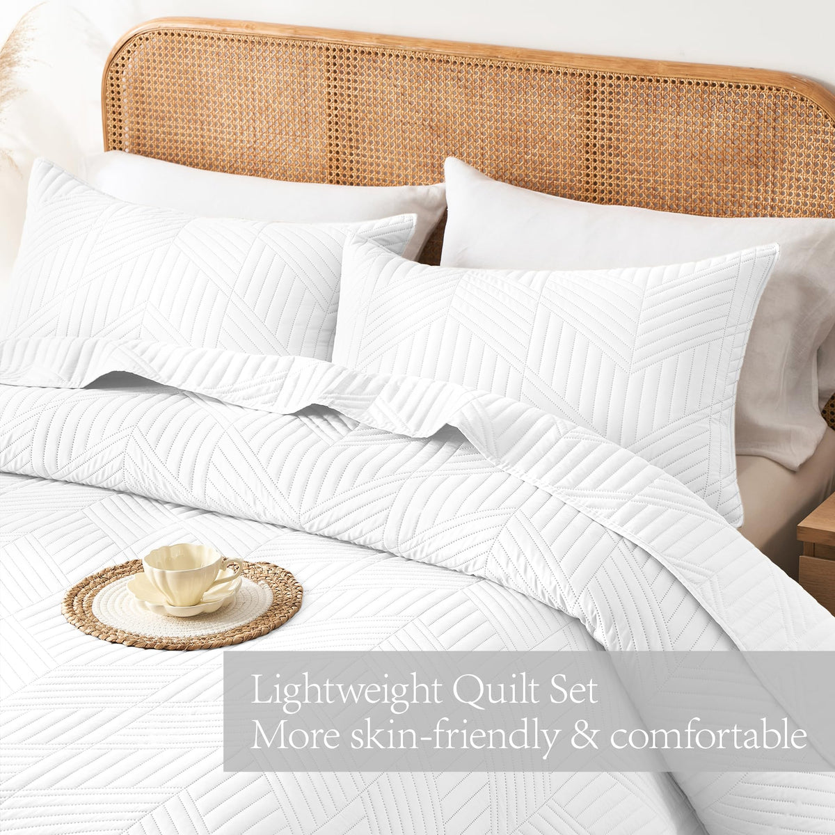 Davulos King Quilt multiuses as a bedspread, blanket, or sofa cover.