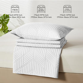 Davulos quilt is machine washable for easy care and maintenance.
