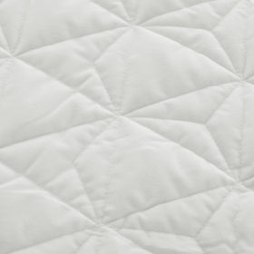 DAWNDIOR cream-white bedroom styling complements modern decor.