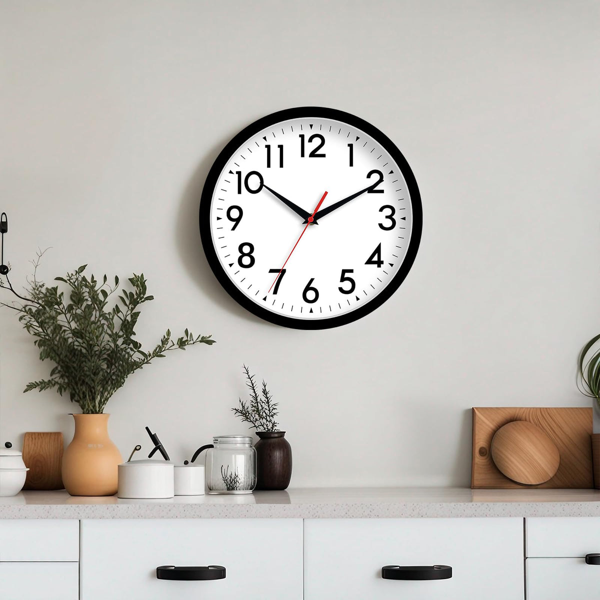 DAXSMY 14inch wall clock battery compartment designed for easy replacement