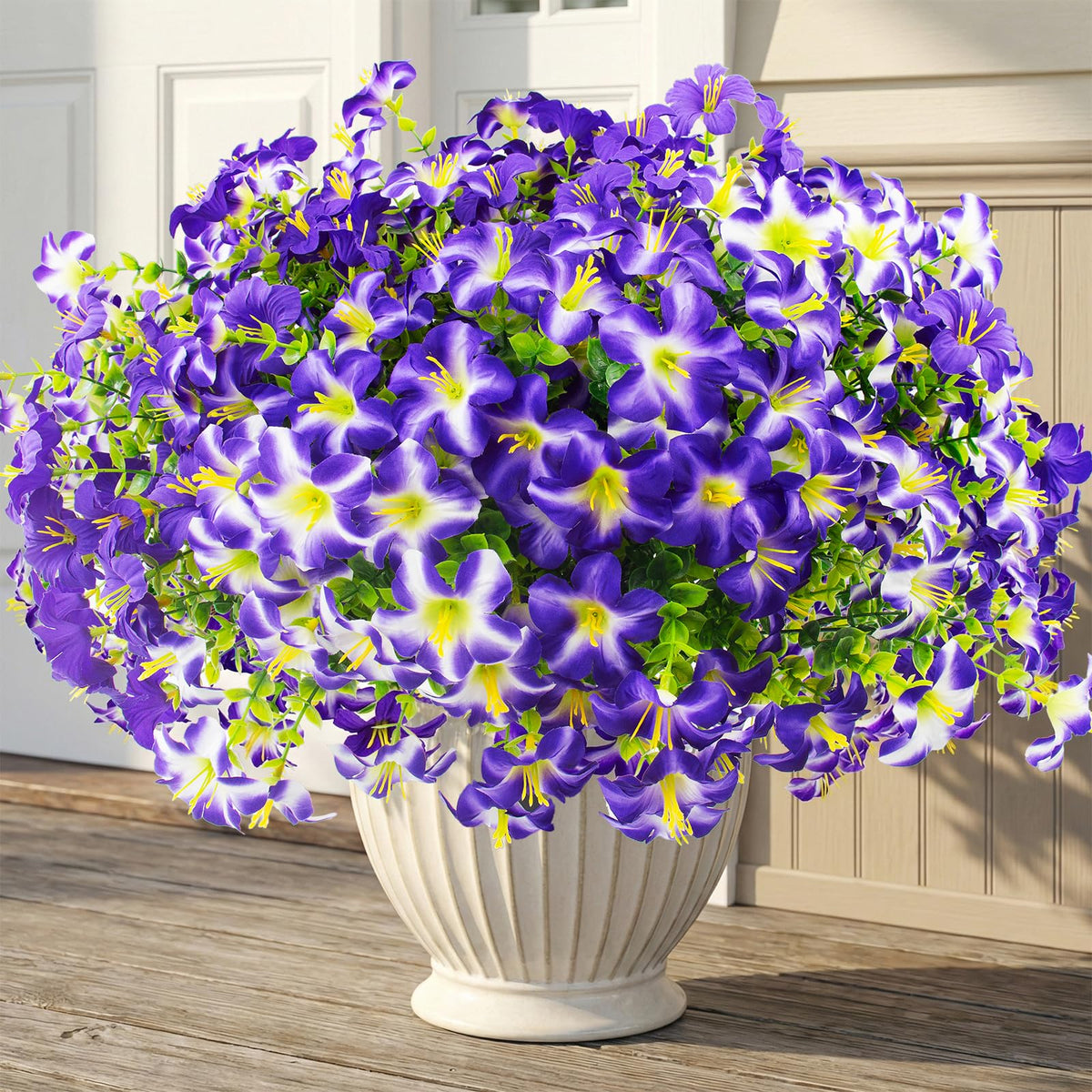 Daynight flexible branches allow easy customization of petunia displays