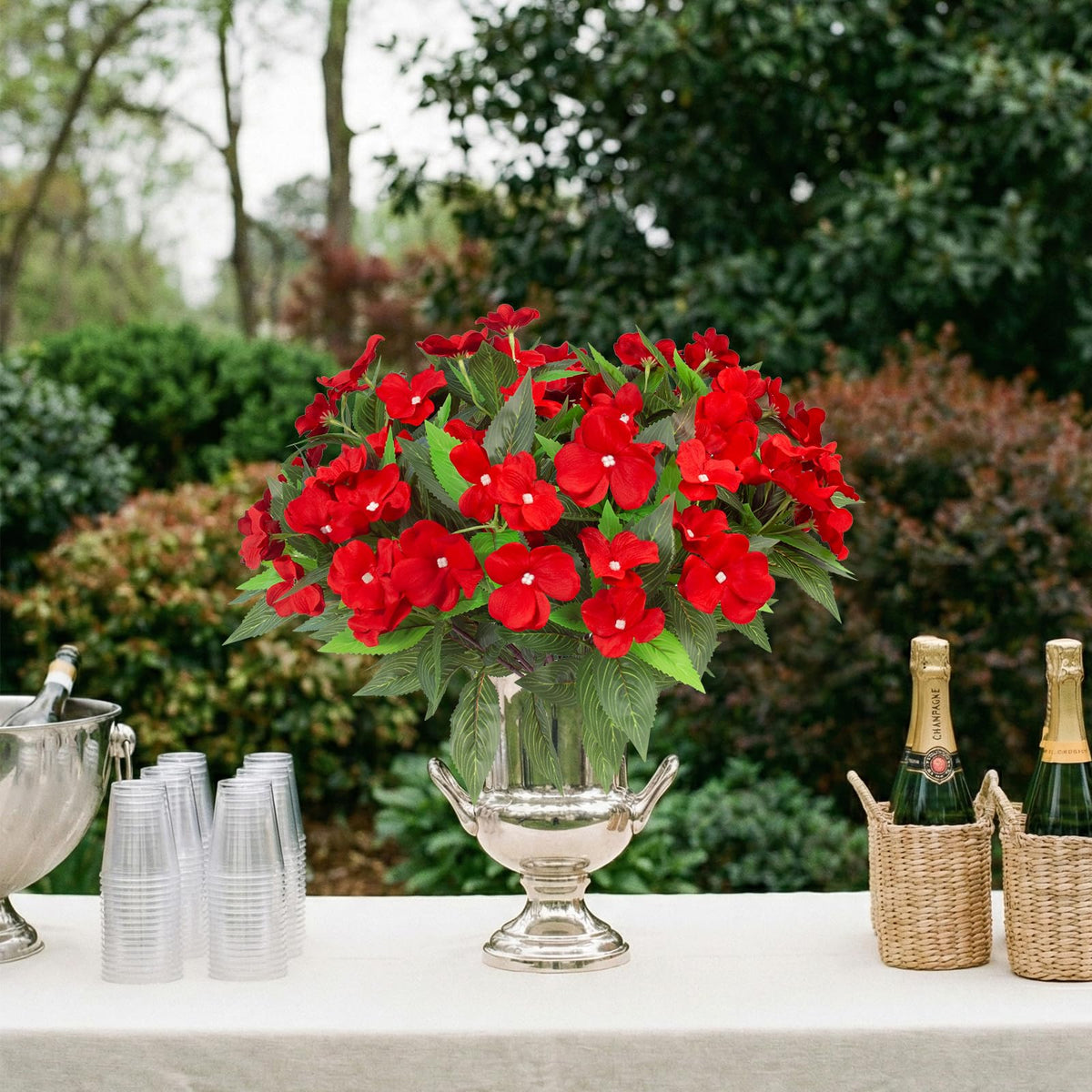 Daynight impatiens bouquet mimics natural look without watering