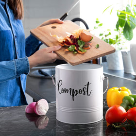 DAYYET farmhouse design blends with décor and keeps waste counter-ready.