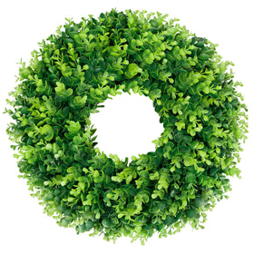 DDHS Boxwood Wreath front door view showing lush greenery for year-round curb appeal