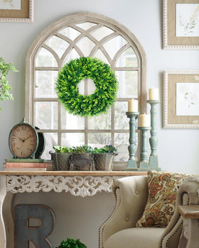 DDHS Boxwood Wreath season-ready accents like ribbons or pinecones boost DIY style