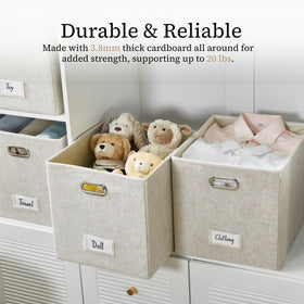 DECOMOMO label holder close-up demonstrates labeling system