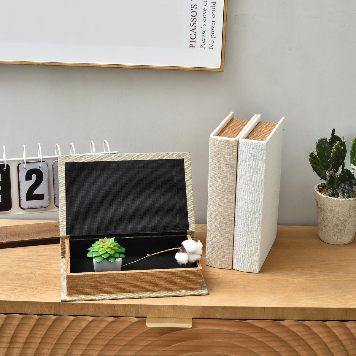 DECOR4SEASON drawer storage keeps small items neatly organized and accessible