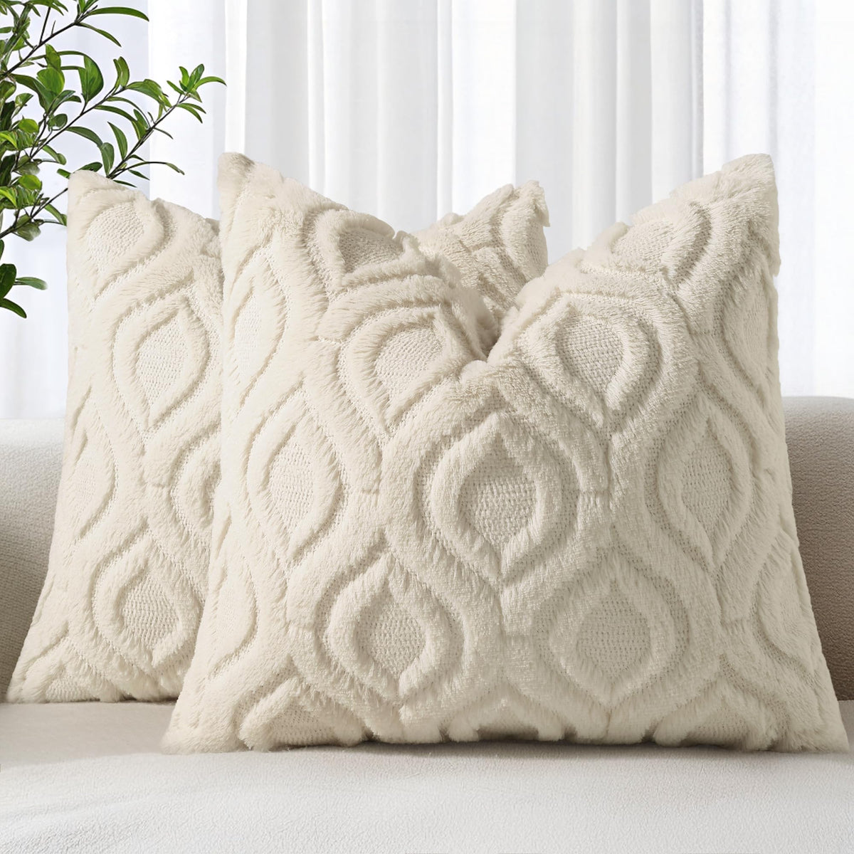 decorUhome 20x20 beige pillow cover with plush faux wool front for cozy living rooms.