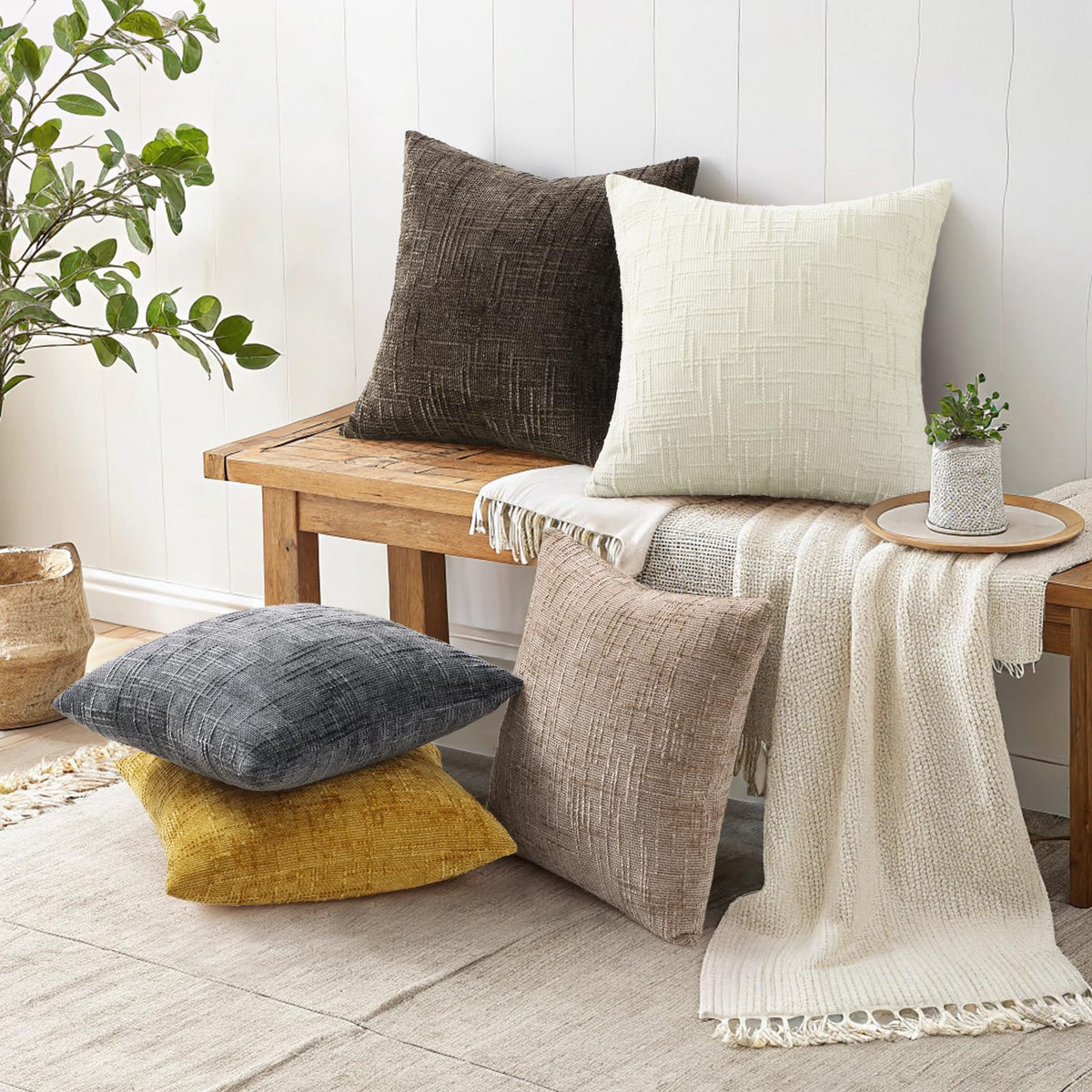 decorUhome 24x24 inch pack-2 showcases versatile decor sizing