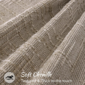 decorUhome pillow cover with flange edges keeps cushions neat and structured.