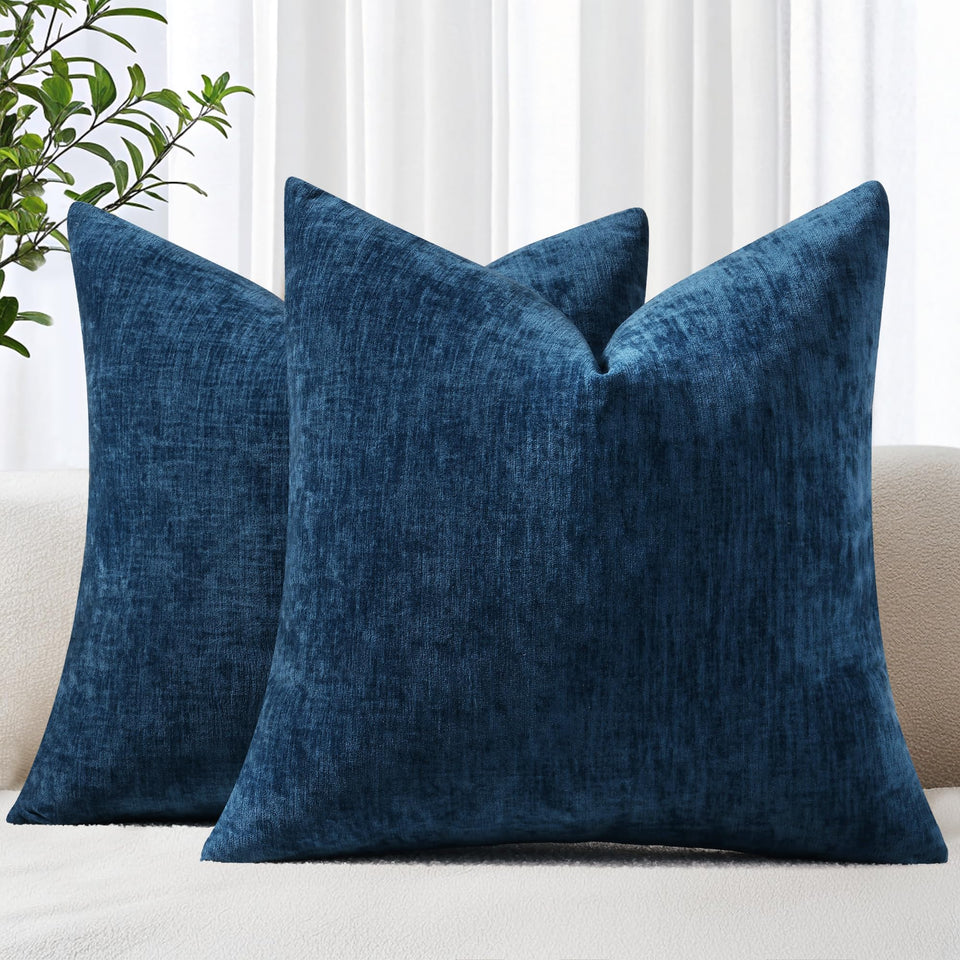 DecorUhome chenille navy blue 18x18 close-up texture for cozy living rooms.