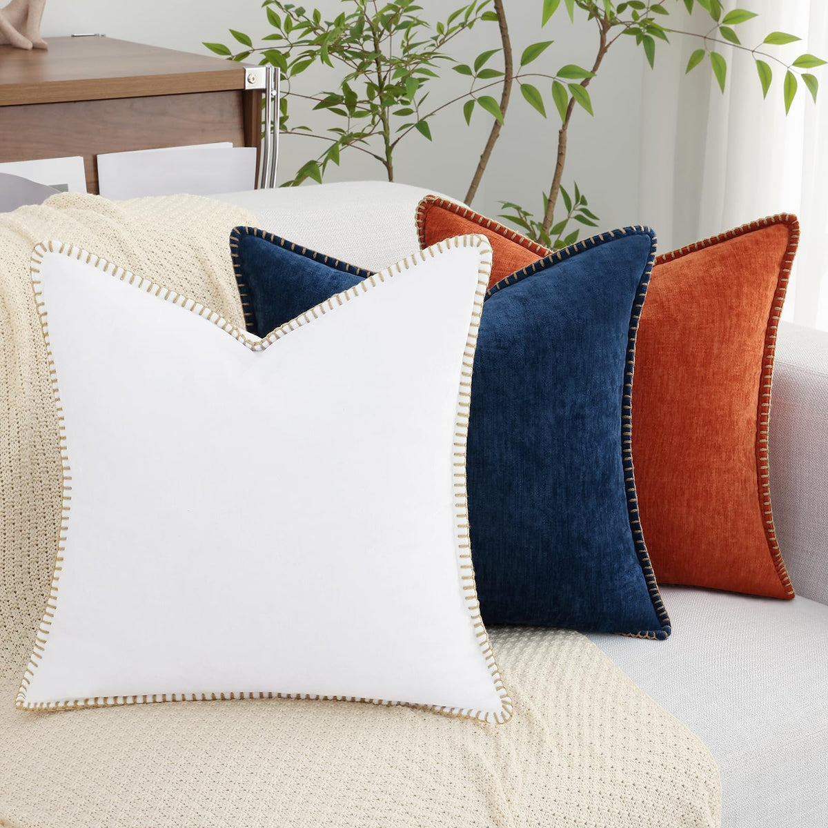 decorUhome Poseidon plush texture adds cozy depth.