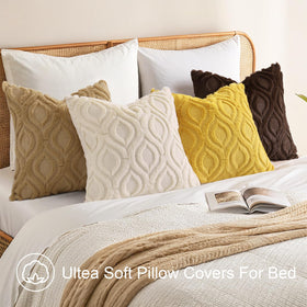 decorUhome hidden zipper delivers seamless, clean look on pillow covers.