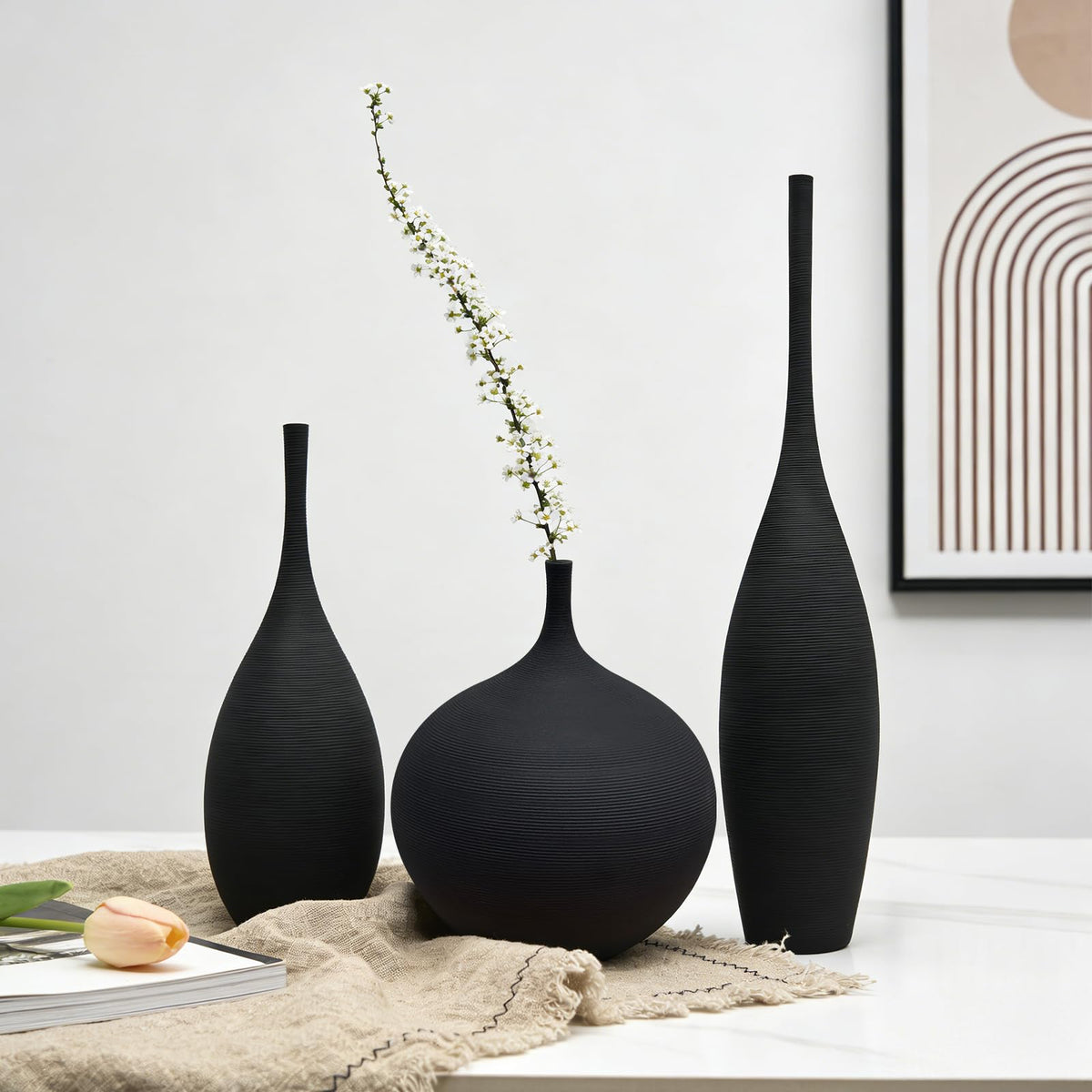 DecoVlog medium vase versatile centerpiece for shelves or dining tables.
