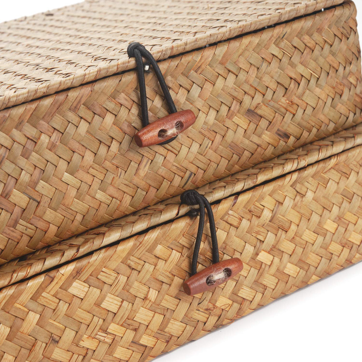 DECRAFTS seagrass basket nested inside for space saving