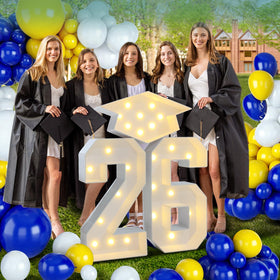 Deerher 2026 graduation sign with 26 lights, ideal for outdoor photo moments.