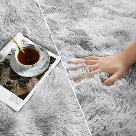 Deerhoo fluffy bedroom rug; warm, plush comfort for barefoot mornings.