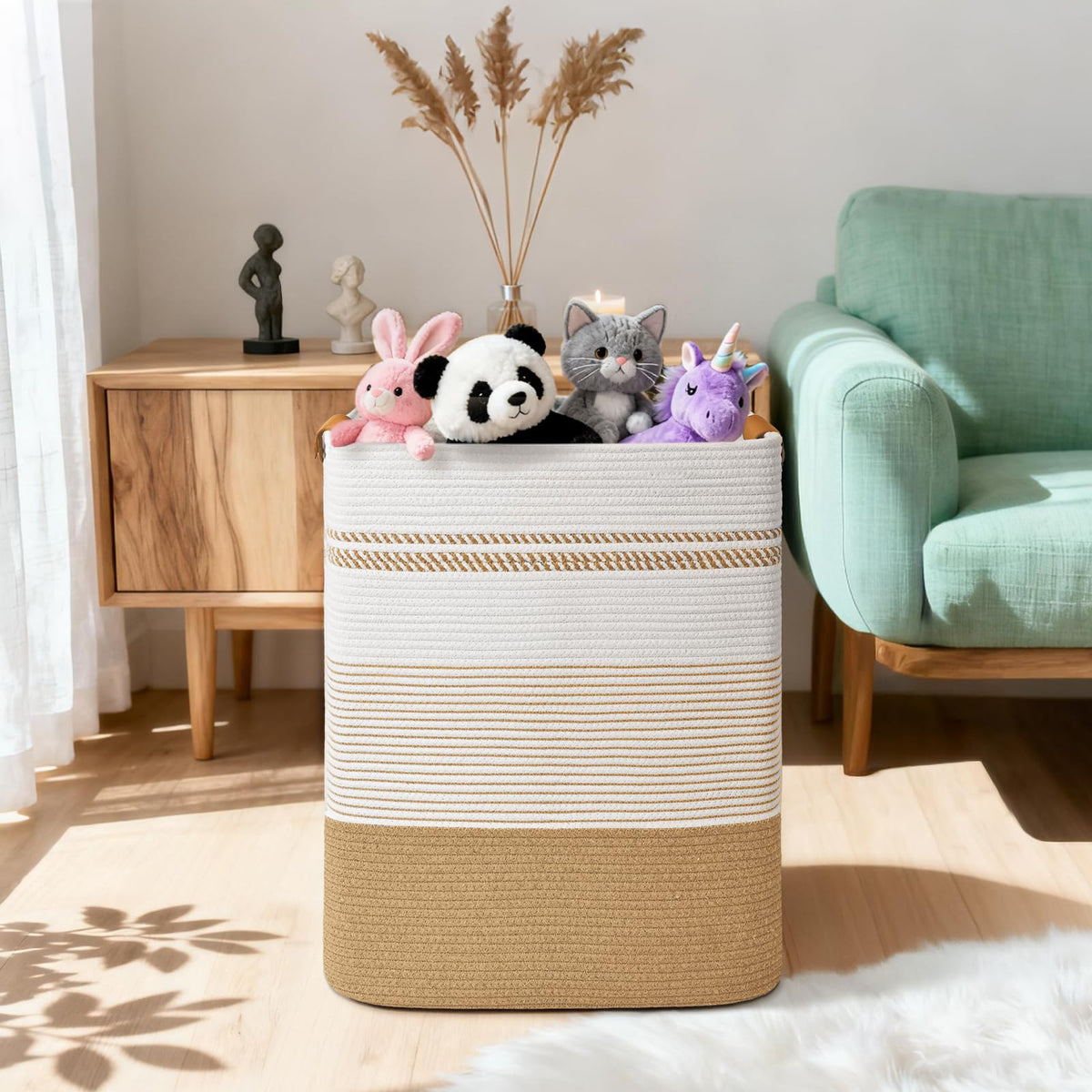 Degeyoyo laundry hamper with breathable-cotton keeps clothes airy and organized.