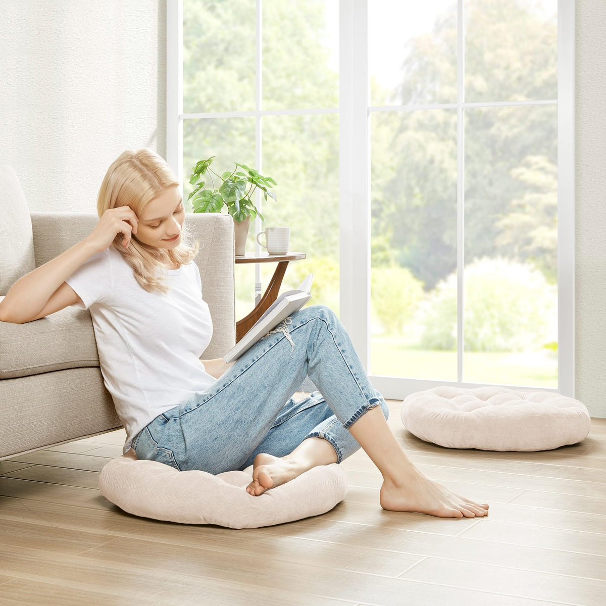 Degrees of Comfort multi-purpose floor cushion living room view, easy to move and optimize space.