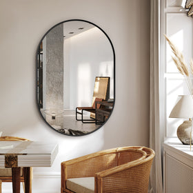 Delma HD tempered glass offers bright reflections and true-to-life imaging.