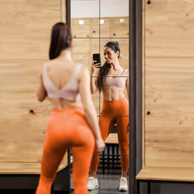 Delma secure-packaged mirror tiles arrive intact for fast, confident setup.