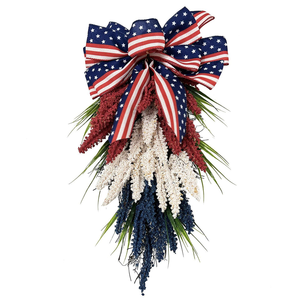 Demonwer patriotic wreath front door display with seasonal curb appeal.
