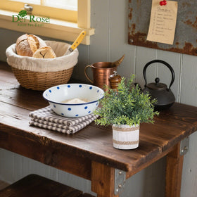 Der Rose year-round greenery for office desk or shelf.