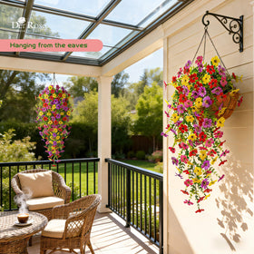 Der Rose UV resistant design helps colors stay bright through sunlight and seasonal changes.