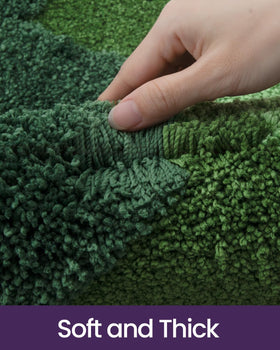 DEXI bath mat ideal for the shower area or in front of the sink.