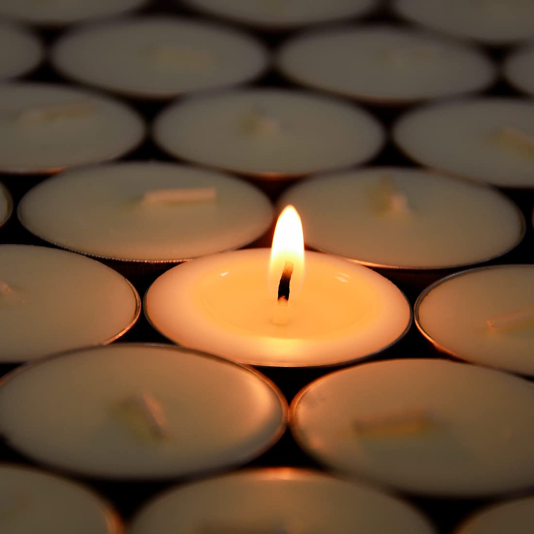 DEYBBY tealight wedding decor enhances mood with neutral light