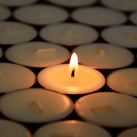DEYBBY tealight wedding decor enhances mood with neutral light