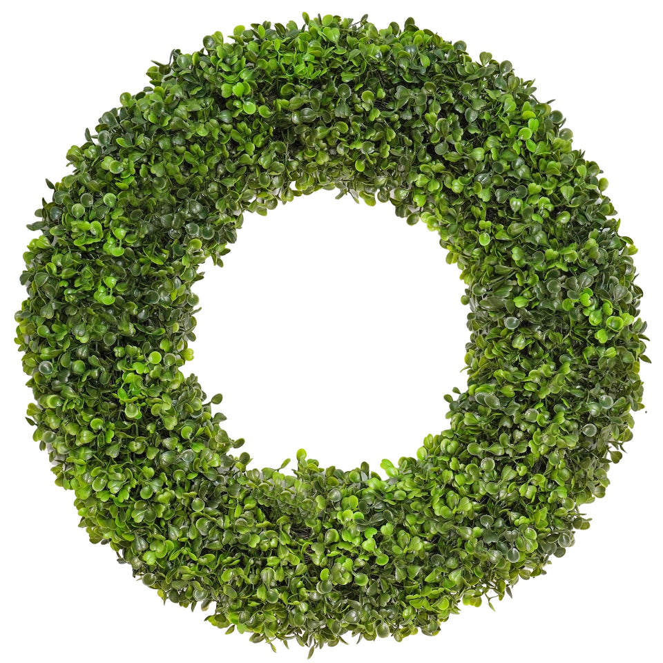 DFRREN boxwood wreath close-up with lifelike leaves enhancing curb appeal.