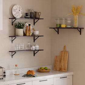 DINZI LVJ sturdy metal brackets closeup showing reliable weight support.