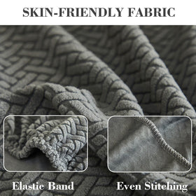 Disayu washable stretch protects your sofa and stays snug after washing.