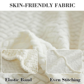 Disayu wrinkle-resistant couch cover stays neat between uses.