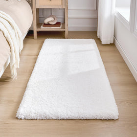 Disolla thick pile creates a cozy surface for barefoot steps