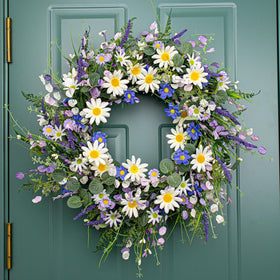 DIYFLORU outdoor-friendly wreath withstands light exposure with proper rain and sun precautions.