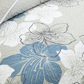 DJY lazy morning in bed with cozy quilt and shams.