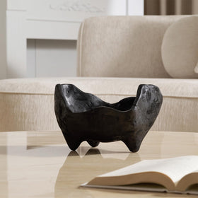 DN DECONATION oak wood black bowl features durable finish that complements any decor.