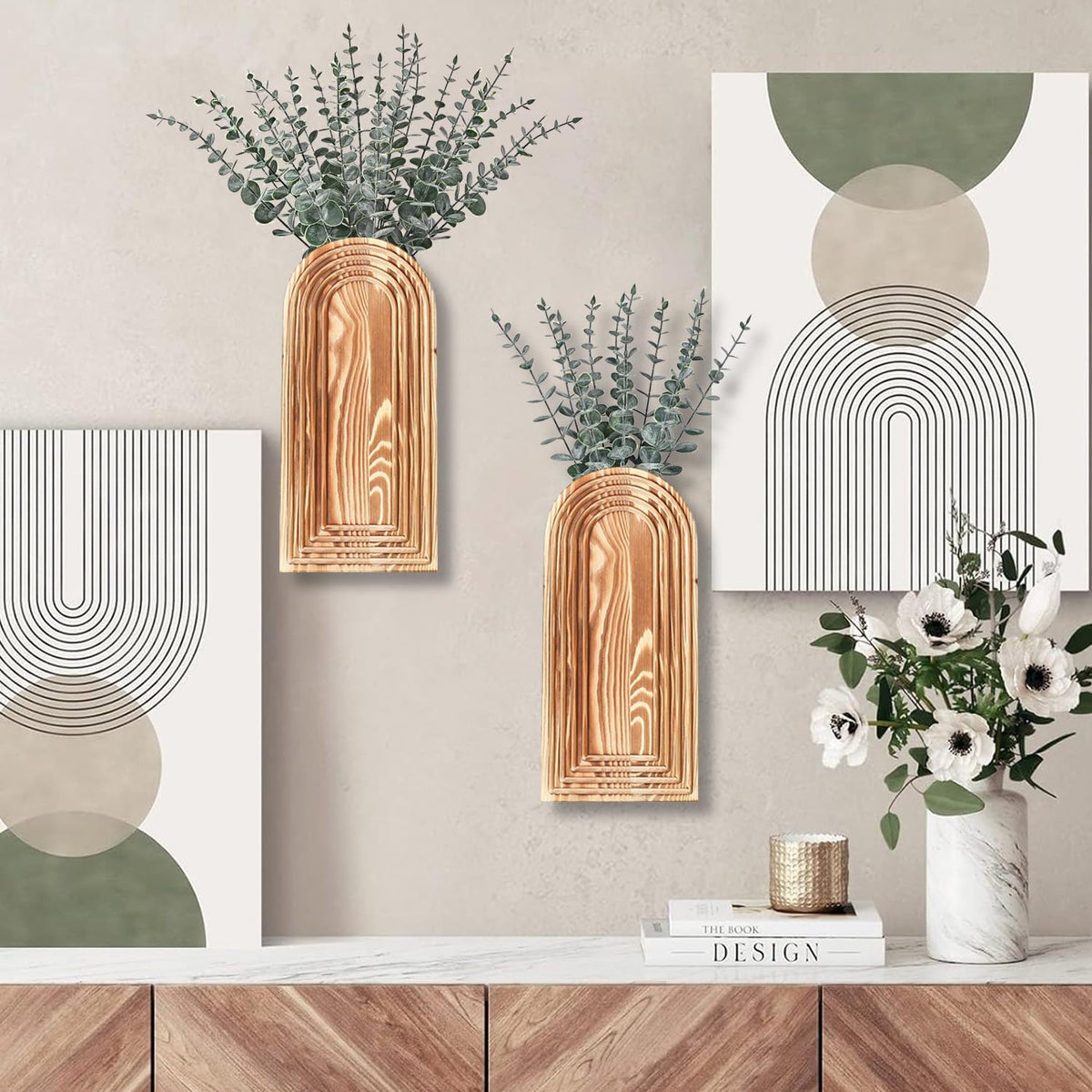 Dnnnii wooden wall vase close-up highlighting natural grain for warm decor.