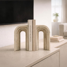 DOACREA non-slip base bookends protect surfaces while organizing shelves.