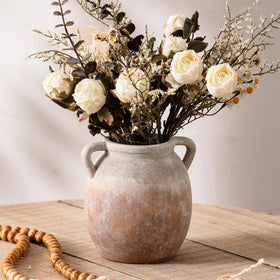 Dobbyby textured terracotta surface adds tactile interest.