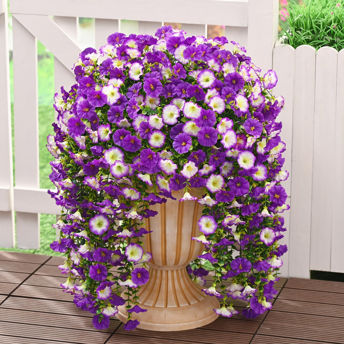 Dolicer 4-pack look real artificial outdoor flowers; branch close-up shows lifelike detail.